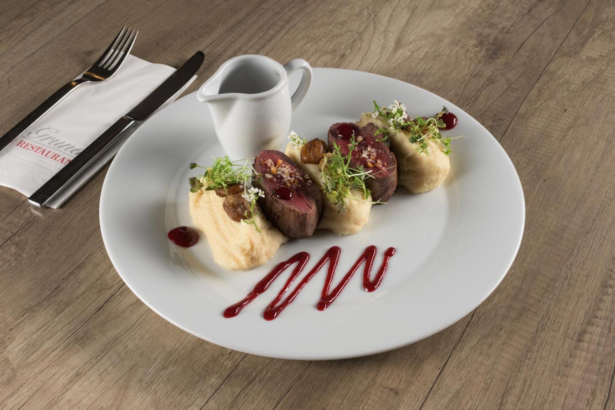 Grund Golf And 4* Младе-Буки
