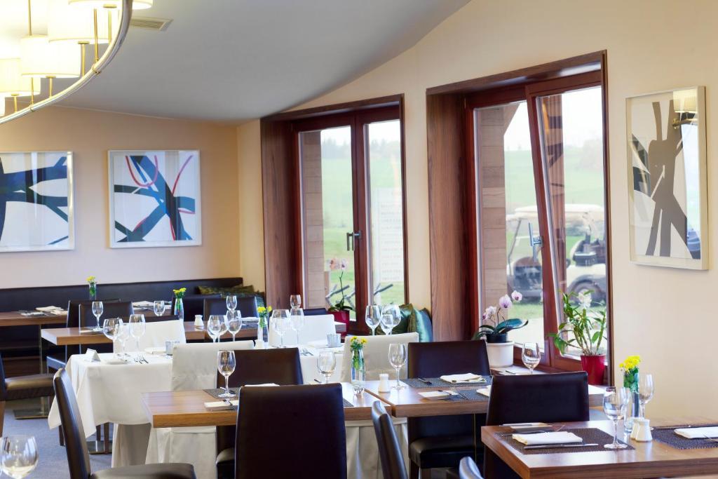 Grund Golf And 4* Младе-Буки