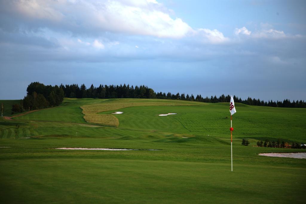 Grund Golf And Готель 4*